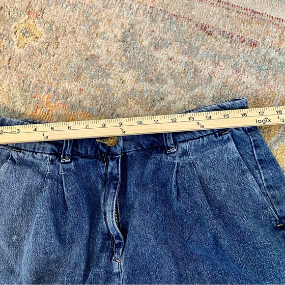 Old Navy Blue Jean Shorts - Picture 10 of 12